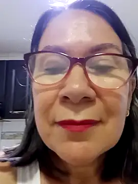 Snapshot of victoria_wayne chatting on 10.23.25 victoria wayne online show from 10.23.25