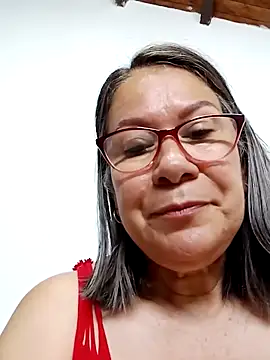 Snapshot of victoria_wayne chatting on 11.19.25 victoria wayne online show from 11.19.25