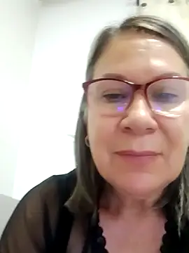 Snapshot of victoria_wayne chatting on 11.30.25 victoria wayne online show from 11.30.25