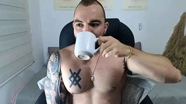 Isaac Carter online show from 11.25.25