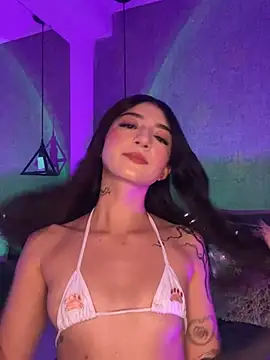 Snapshot of Hi_Soyfer chatting on 03.13.25 Hi Soyfer online show from 03.13.25