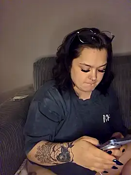 Saucy-Serenity online show from 11.02.25