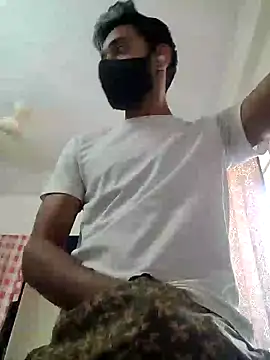 Snapshot of Rahulpune chatting on 03.08.25 Rahulpune online show from 03.08.25