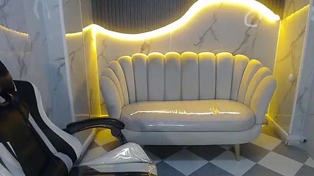 Snapshot of _wendy_b chatting on 09.24.25  wendy b online show from 09.24.25