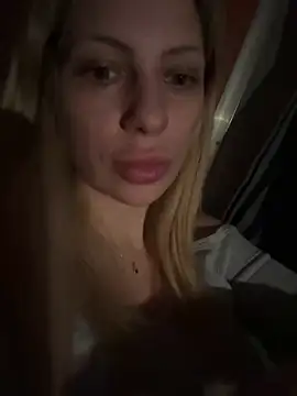 Snapshot of Alicedream5 chatting on 03.20.25 Alicedream5 online show from 03.20.25