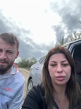 Snapshot of Alicedream5 chatting on 10.18.25 Alicedream5 online show from 10.18.25