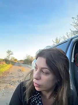 Snapshot of Alicedream5 chatting on 10.29.25 Alicedream5 online show from 10.29.25