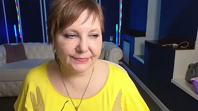 Snapshot of Kira_Kenet chatting on 03.12.25 Kira Kenet online show from 03.12.25