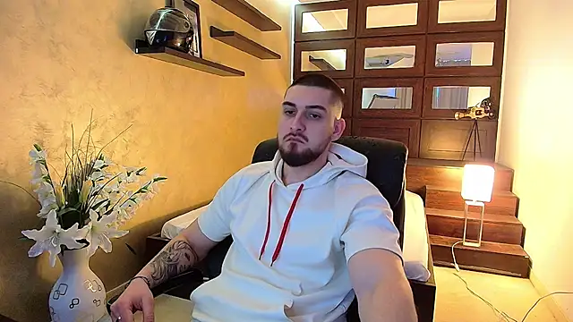 Snapshot of MatiasDean chatting on 03.19.25 MatiasDean online show from 03.19.25