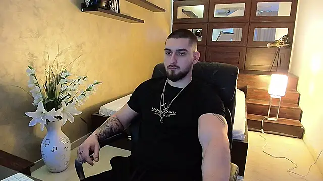 Snapshot of MatiasDean chatting on 03.20.25 MatiasDean online show from 03.20.25