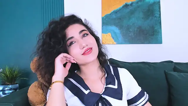 Maya Rogerss online show from 11.04.25