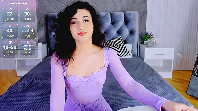 Maya Rogerss online show from 11.29.25