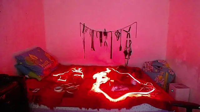 freyaa sorcerees online show from 03.17.25