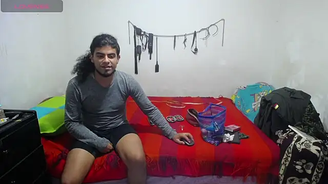 freyaa sorcerees online show from 03.22.25