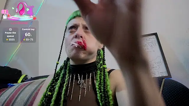 freyaa sorcerees online show from 10.25.25