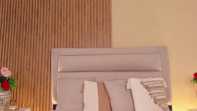 FatimaEvans online show from 11.24.25