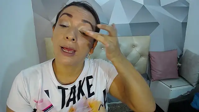 Milf-Prettyboobs online show from 11.17.25