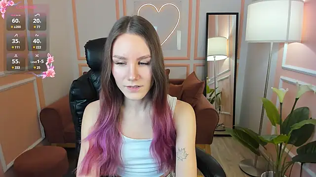 Clare  Florence online show from 03.21.25