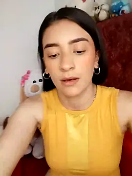 Snapshot of HOLY_DOLL chatting on 03.20.25 HOLY DOLL online show from 03.20.25