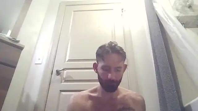 Snapshot of whowantsacreampie chatting on 09.21.25 whowantsacreampie online show from 09.21.25