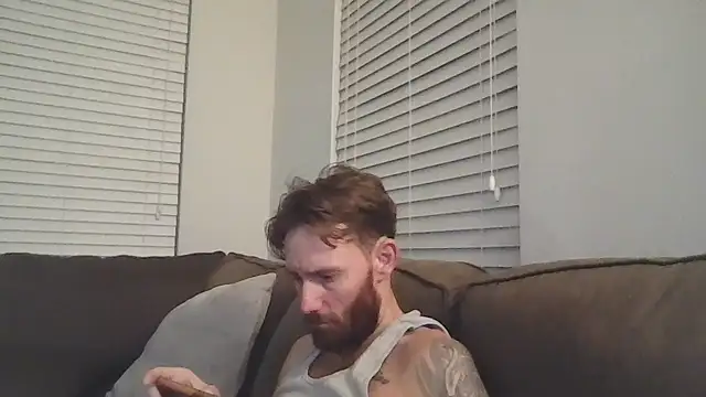 Snapshot of whowantsacreampie chatting on 09.28.25 whowantsacreampie online show from 09.28.25