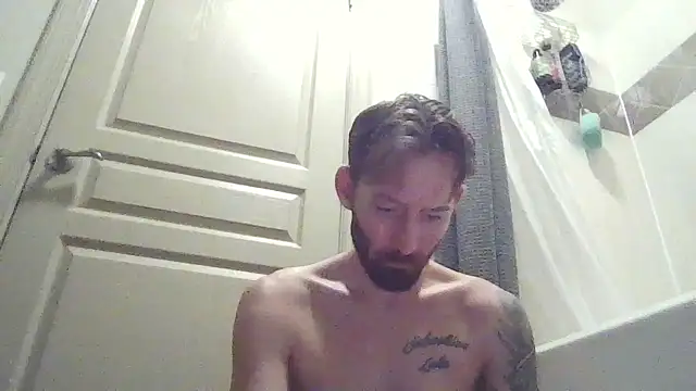 Snapshot of whowantsacreampie chatting on 10.25.25 whowantsacreampie online show from 10.25.25