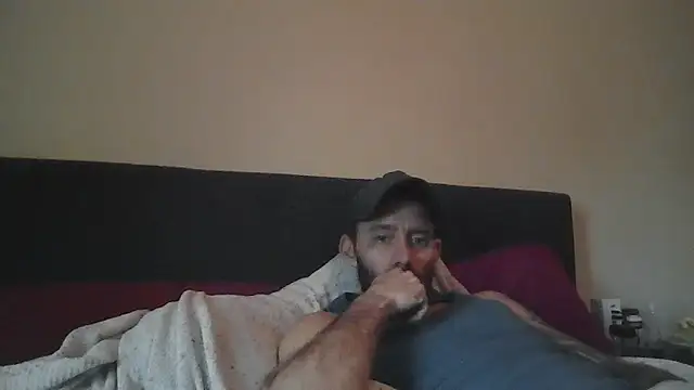 Snapshot of whowantsacreampie chatting on 10.31.25 whowantsacreampie online show from 10.31.25