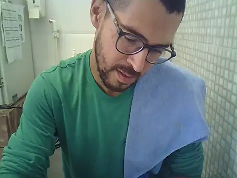 Snapshot of pdasgyn chatting on 09.23.25 pdasgyn online show from 09.23.25