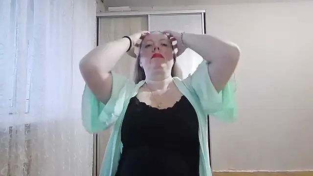 Snapshot of Irina3718 chatting on 03.14.25 Irina3718 online show from 03.14.25