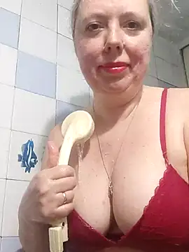 Snapshot of Irina3718 chatting on 03.18.25 Irina3718 online show from 03.18.25