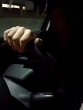 Snapshot of Nick-Ox chatting on 03.21.25 Nick-Ox online show from 03.21.25