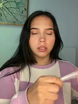 Snapshot of LunaCandy_ chatting on 03.18.25 LunaCandy online show from 03.18.25