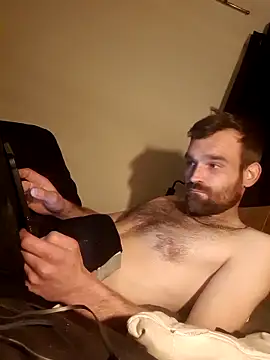 Snapshot of LKC94 chatting on 10.08.25 LKC94 online show from 10.08.25