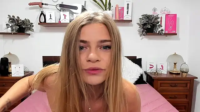 HaleyReedme online show from 09.09.25