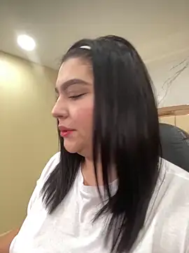 Snapshot of eva_sainnt chatting on 03.20.25 eva sainnt online show from 03.20.25