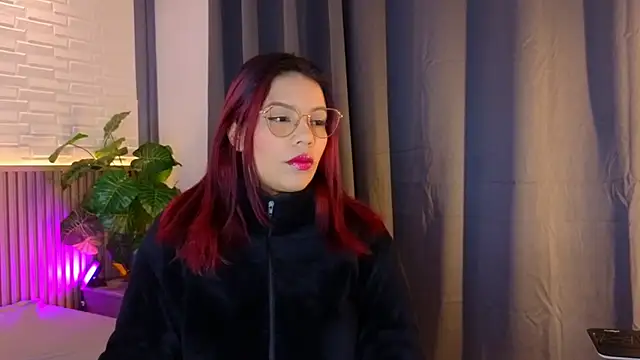 TiffanyWalk online show from 11.28.25