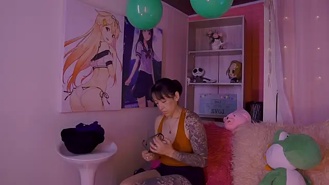 Madison Mayer online show from 03.21.25