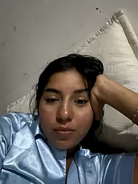 Snapshot of BabyAbril18 chatting on 11.11.25 BabyAbril18 online show from 11.11.25