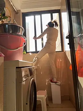 aa520uv online show from 11.29.25