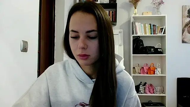 Snapshot of MayaJoy24 chatting on 10.08.25 MayaJoy24 online show from 10.08.25