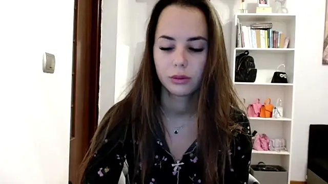 Snapshot of MayaJoy24 chatting on 10.12.25 MayaJoy24 online show from 10.12.25