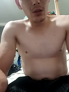 Snapshot of LargeElectrolyte7 chatting on 09.13.25 LargeElectrolyte7 online show from 09.13.25