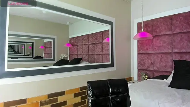 Christian Musclet4 online show from 03.22.25