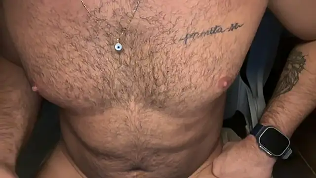 Snapshot of TopRaw3 chatting on 11.02.25 TopRaw3 online show from 11.02.25