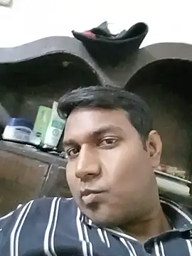 Snapshot of vikesh05 chatting on 12.02.25 vikesh05 online show from 12.02.25