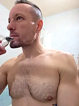 Snapshot of Masya_MaxUA chatting on 03.16.25 Masya MaxUA online show from 03.16.25