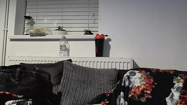 Sizzling Indie36 online show from 09.23.25