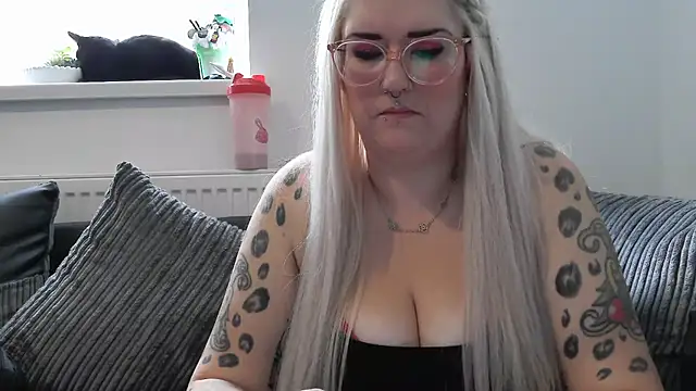 Sizzling Indie36 online show from 09.30.25