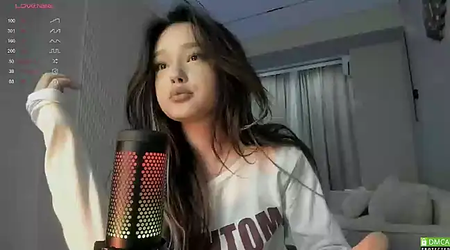 Snapshot of ayami_lia chatting on 03.19.25 ayami lia online show from 03.19.25