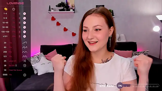 Snapshot of VelvetCherry_ chatting on 09.26.25 VelvetCherry online show from 09.26.25